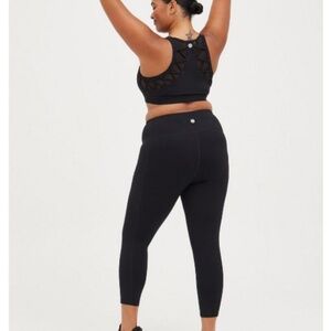 Torrid - SET Active Performance Mesh Back Black Sports Bra + Leggings - 3X